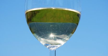 Wino stołowe z późnych zbiorów (białe)