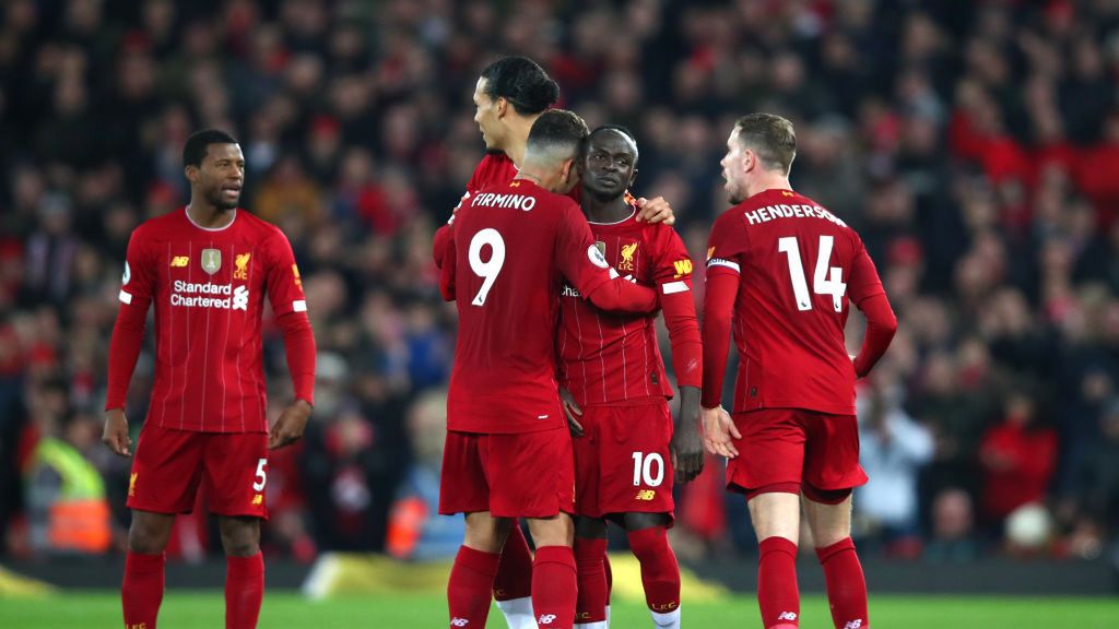 Zdjęcie okładkowe artykułu: Getty Images / Clive Brunskill / Na zdjęciu: piłkarze Liverpool FC
