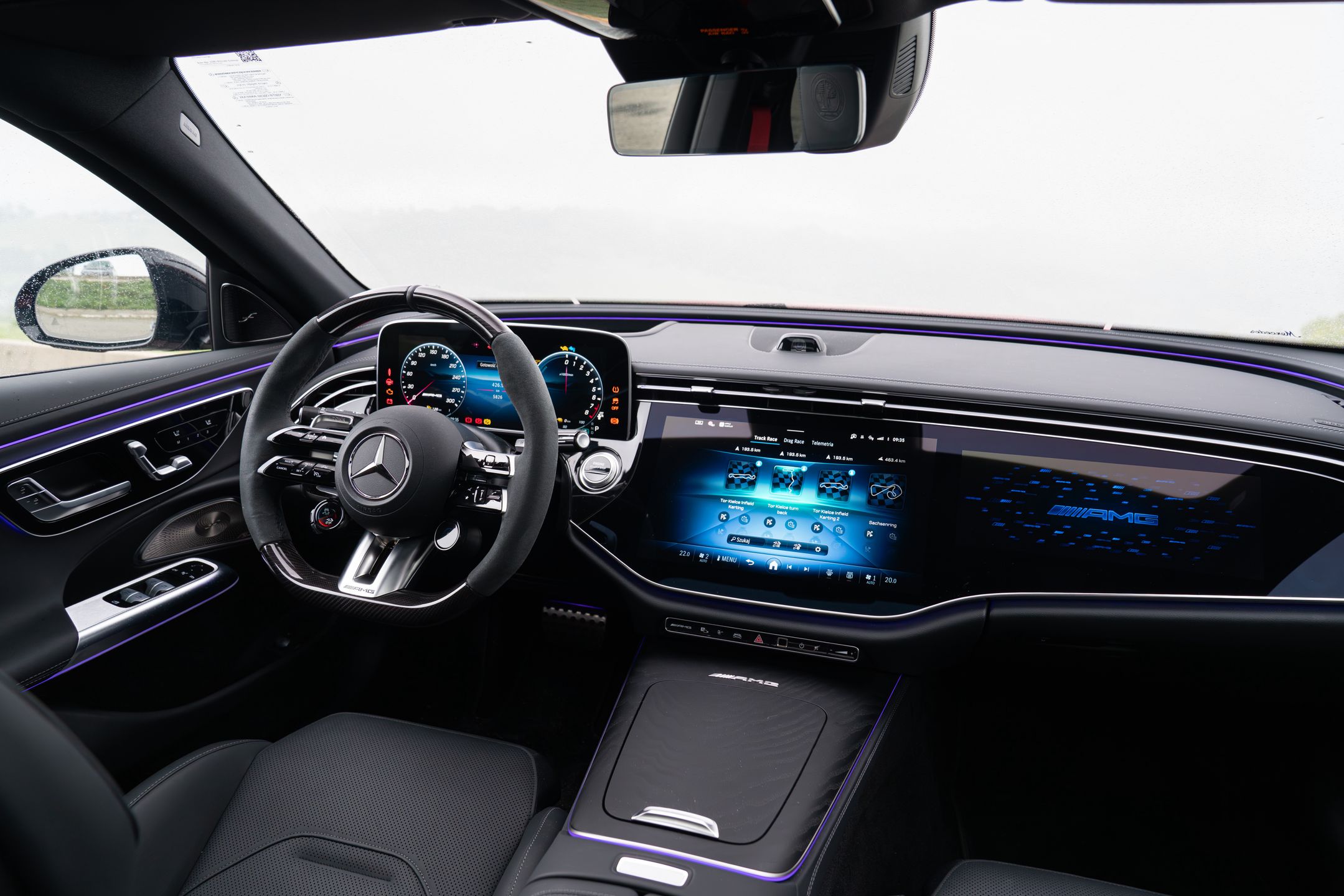 Mercedes-AMG E53 HYBRID 4MATIC+