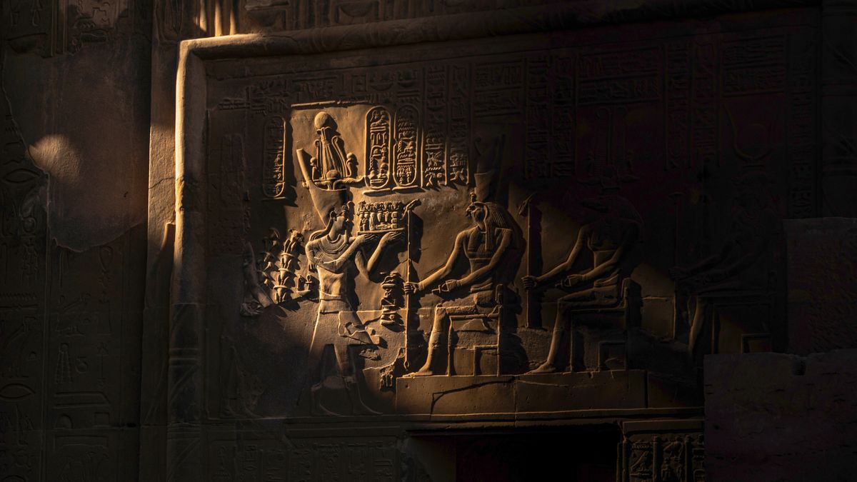 Hieroglify kryją wiedzę o starożytnym Egipcie - zdjęcie ilustracyjne