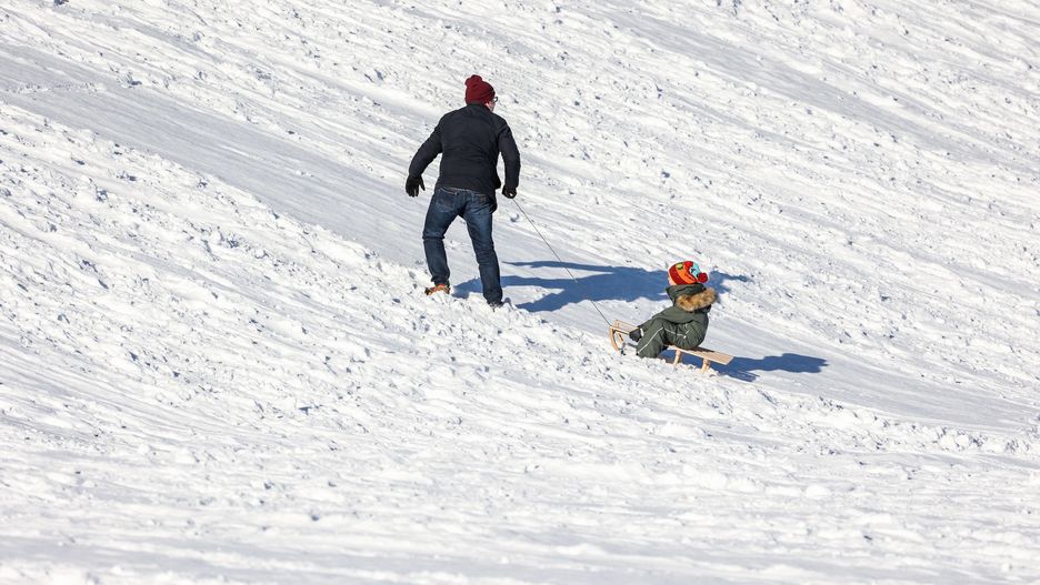 Śnieg w ferie? Możliwe, że zobaczą go już tylko osoby, które wybiorą się w góry, bo w najbliższe dni i tygodnie spodziewane jest ocieplenie