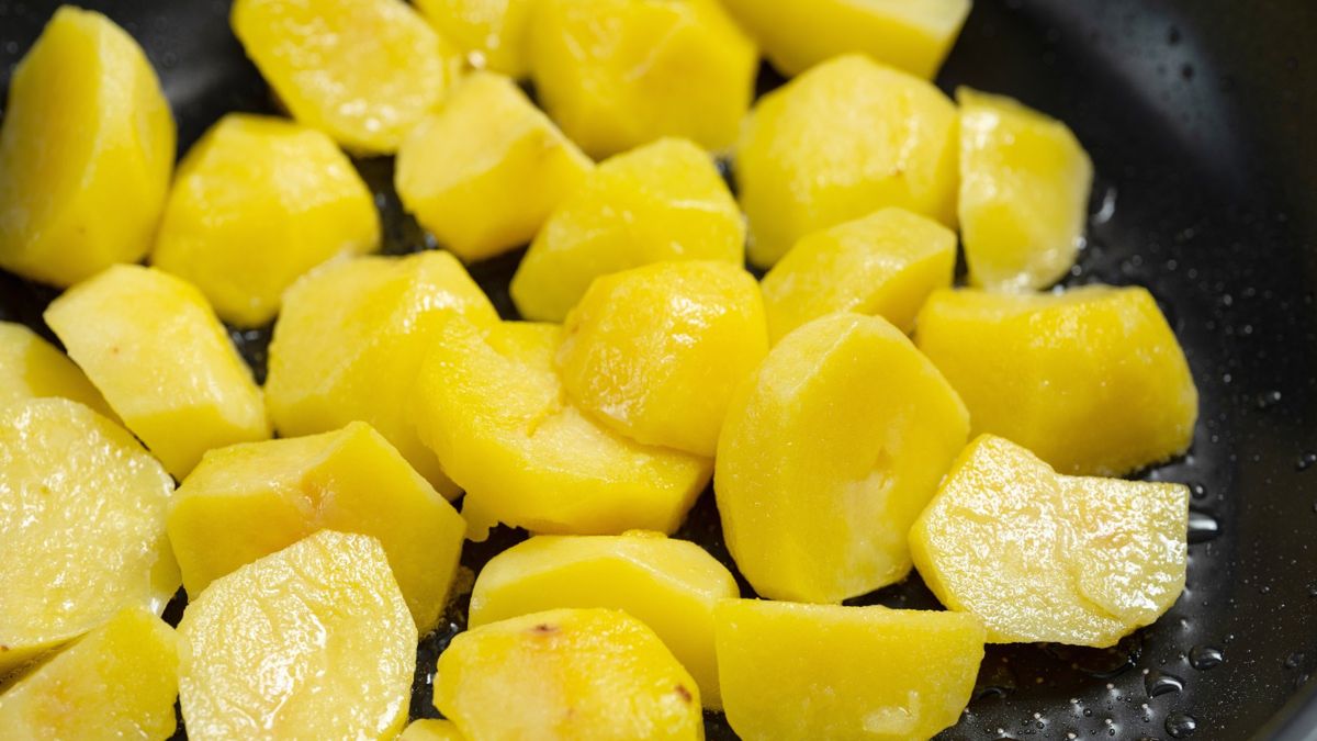 Czy można jeść odgrzewane ziemniaki?