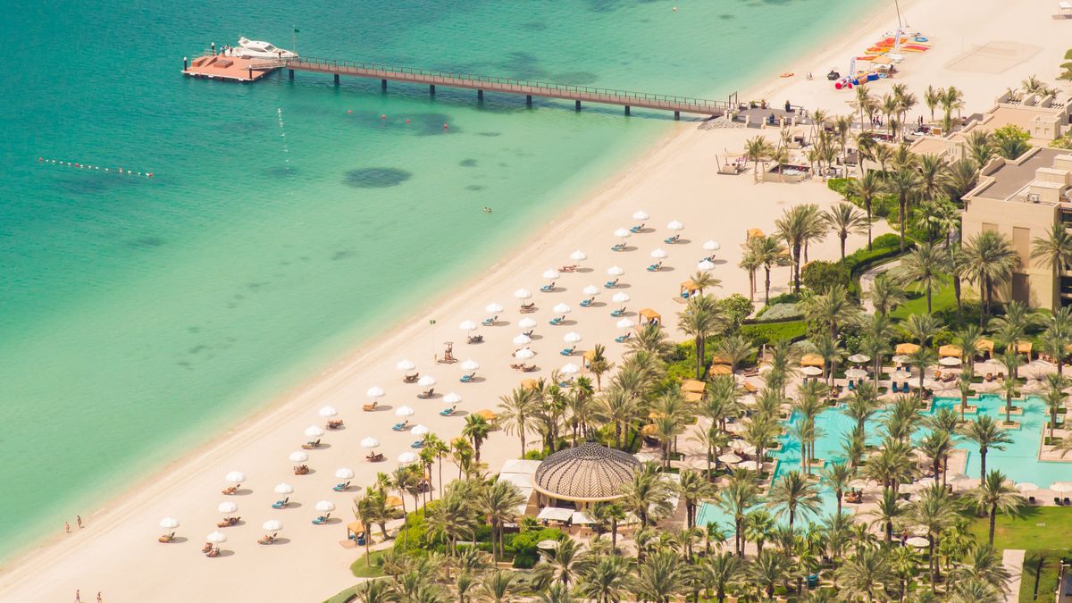 Dubaj kusi plażami i gwarantowaną pogodą