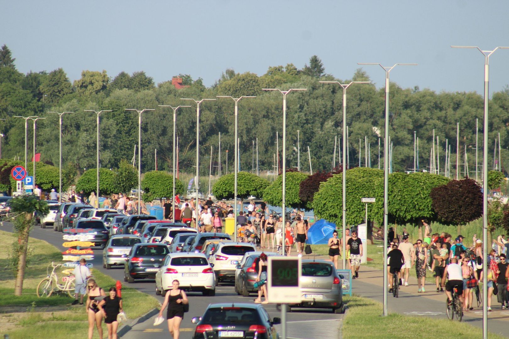 Niedziela, 22 czerwca 2025 nad Jeziorem Tarnobrzeskim