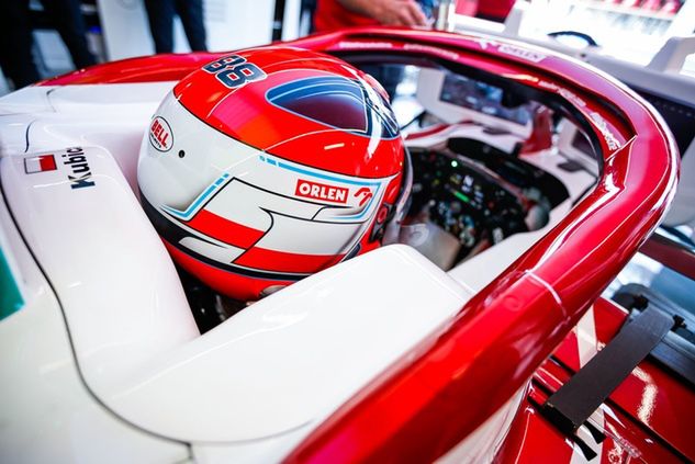 Robert Kubica w sezonie 2022 znów okazjonalnie zasiądzie w bolidzie F1 (fot. Alfa Romeo Racing ORLEN)