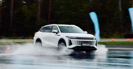 Pierwsza jazda: Omoda 9 Super Hybrid - sprawdziłem, czym się tak wszyscy zachwycają