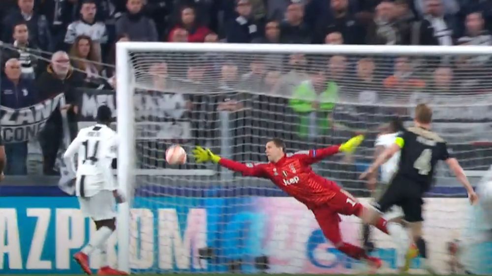Wojciech Szczęsny (Juventus) kapituluje po strzale Matthijsa de Ligta (Ajax) w meczu Ligi Mistrzów z 16042019 r