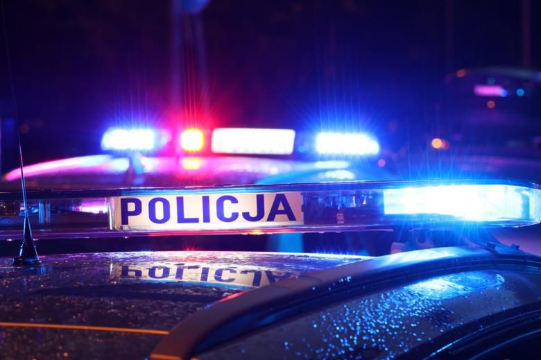 Łask: Jechał pod prąd z fałszywymi tablicami – grozi mu 5 lat więzienia