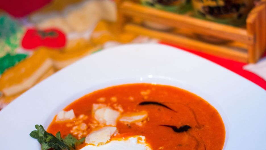 Zupa krem ze świeżych pomidorów