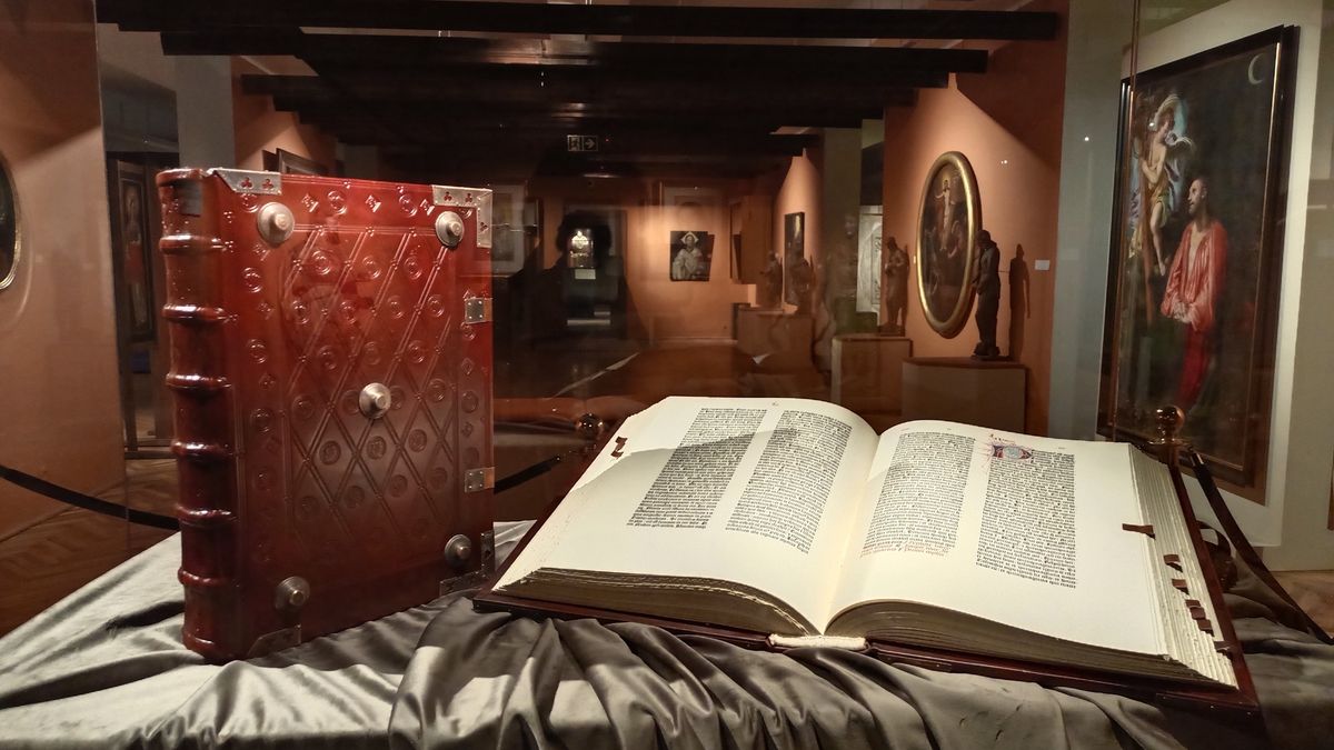 Biblia Gutenberga w polskich muzeum