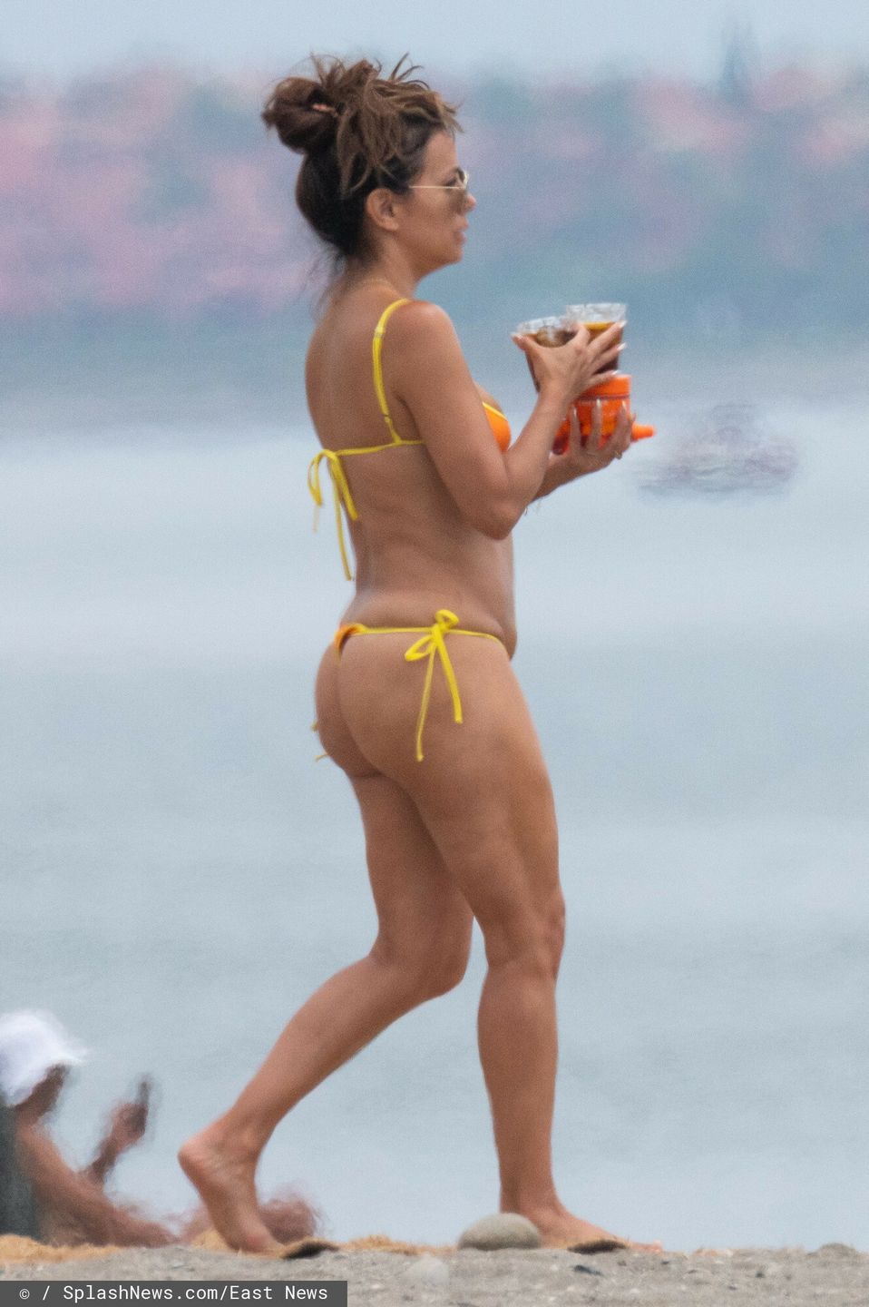 Eva Longoria eksponuje ciało