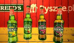 „Piątak na papu” - rabaty na Pyszne.pl w promocji piwa Redd’s (wideo)