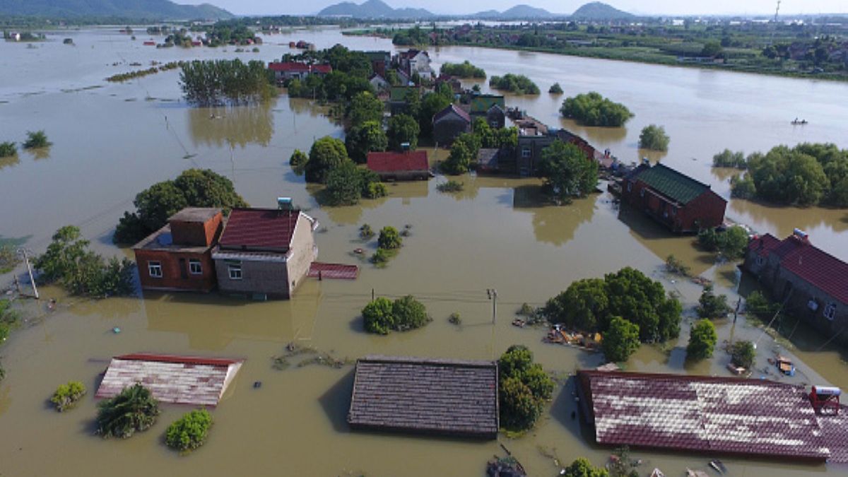 Po zniszczeniu tamy doszło do znacznego podniesienia się poziomu wody 