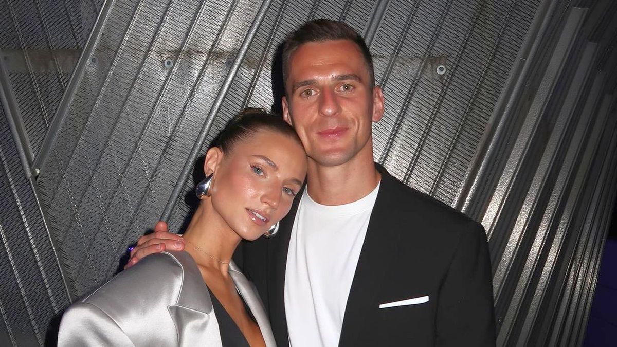 Arkadiusz Milik i Agata Sieramska