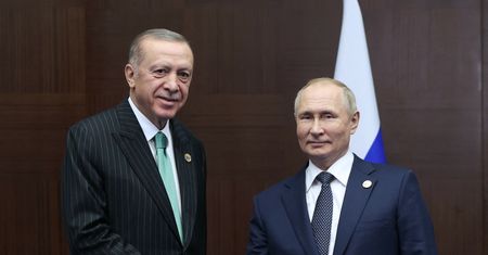 Erdogan spotka się z Putinem. "W tej relacji Turcy muszą uważać"