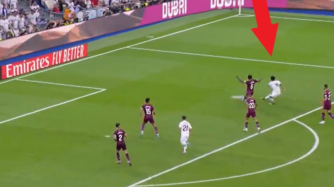 Twitter / Canal+Sport / Historyczny gol Endricka