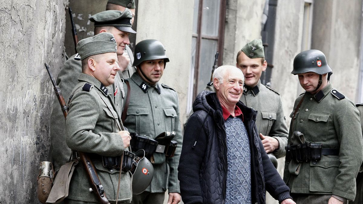 Statyści chca zarabiać na planie minimalną stawkę godzinową