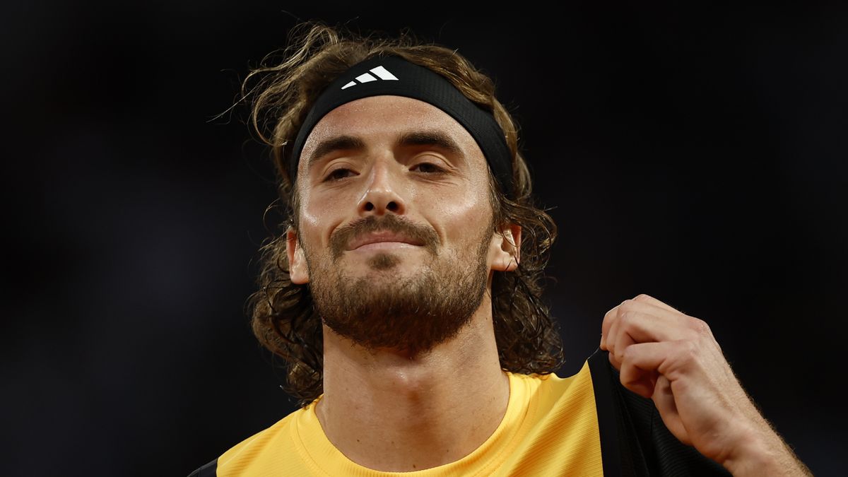 PAP/EPA / Yoan Valat / Na zdjęciu: Stefanos Tsitsipas