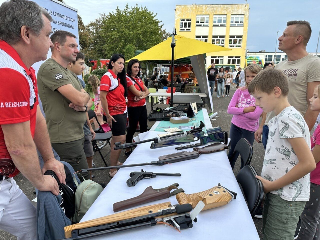 Tak wyglądało &#34;Osiedlowe lato w mieście&#34; w różnych częściach Bełchatowa przed rokiem
