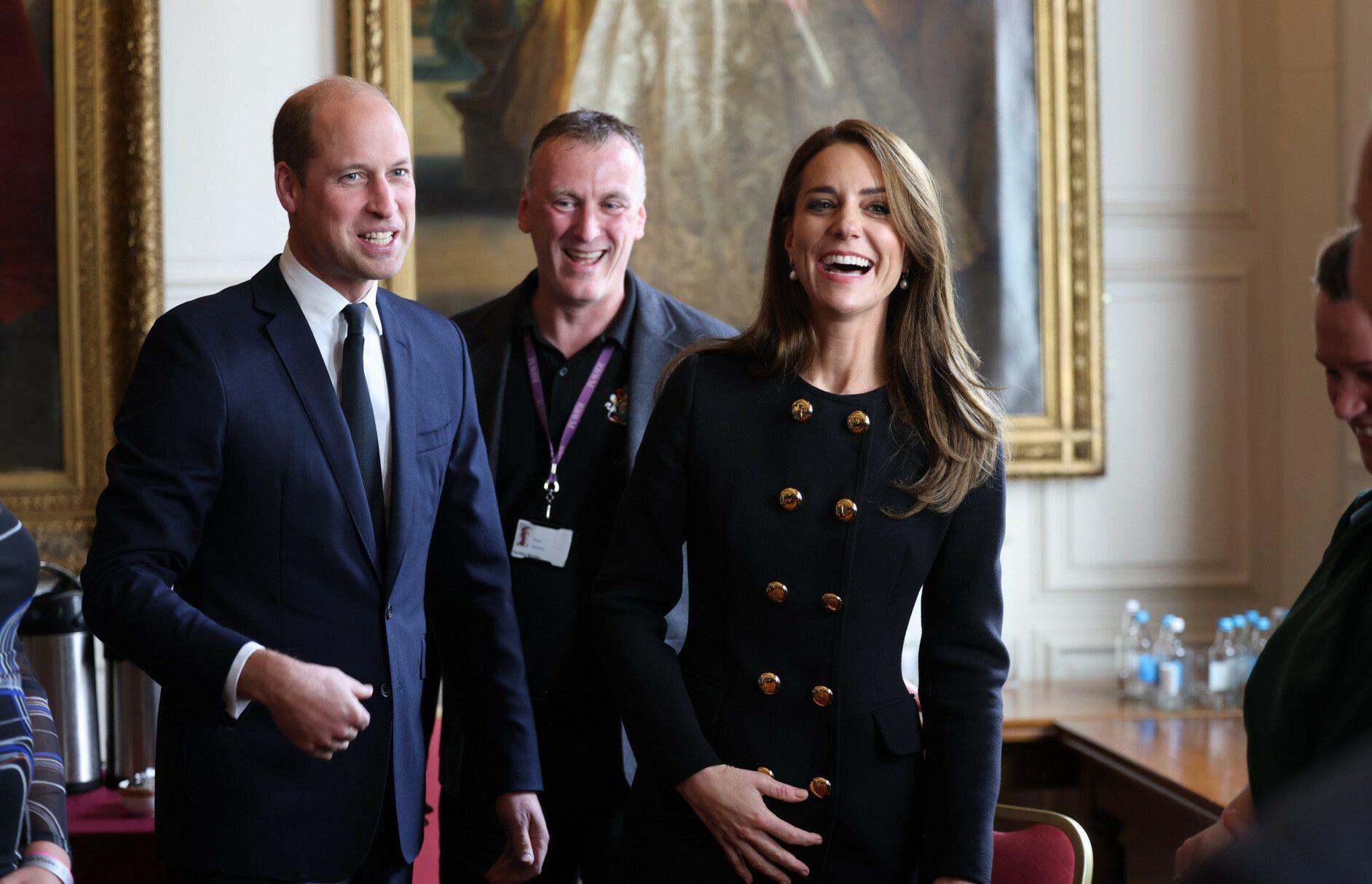 Kate Middleton i książę Harry na spotkaniu z wolontariuszami