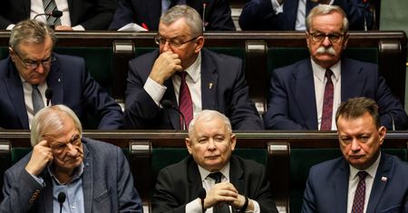 Politycy PiS inwigilowani Pegasusem? Prokuratura odpowiada