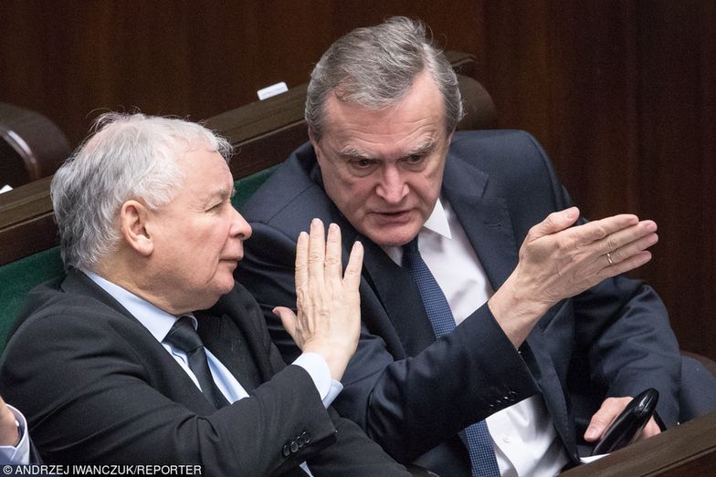 Nowe przepisy o ściąganiu abonamentu pełne błędów. Dane osobowe zagrożone, stracą operatorzy