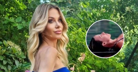 Małgorzata Opczowska niczym syrena na brzegu. Taka figura wymaga poświęceń