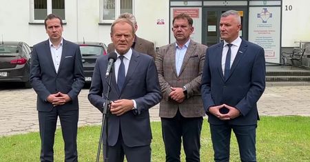 Tusk: Pseudoreferenda w Ukrainie to tylko potwierdzenie okupacji przez Rosję jej ziem. Mam nadzieję, że atomowe groźby to blef