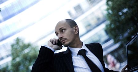 Mariaże banków z telekomami. Rewolucja za 10 złotych?