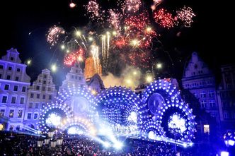 Ile wydajemy na Sylwestra? Zobacz wyniki ankiety Money.pl