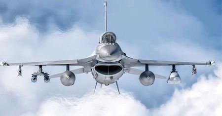 F-16 Block 70/72 droższy od F-35. Miliardy na nowe samoloty