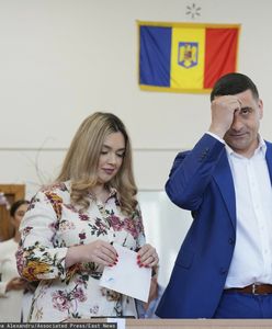 Szokujące zachowanie Simiona. Ogłosił się prezydentem
