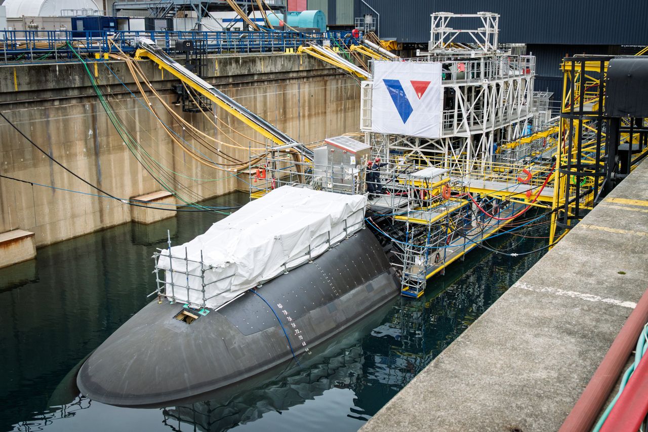 Francja się zbroi. Nowy atomowy okręt podwodny gotowy do prób morskich