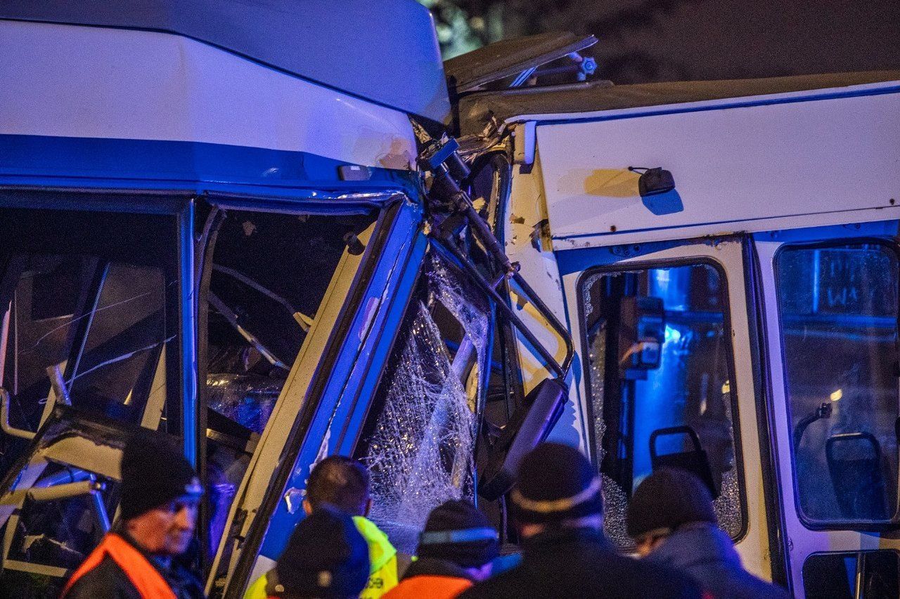 Do wypadku doszło w środę około godz. 18.00 przy rondzie Kocmyrzowskim w Nowej Hucie