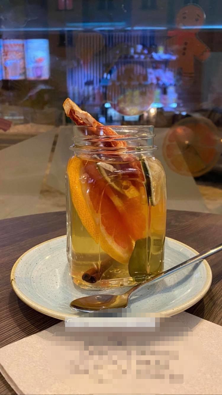 Daniel Martyniuk oprowadza fanów po ulicach Białegostoku