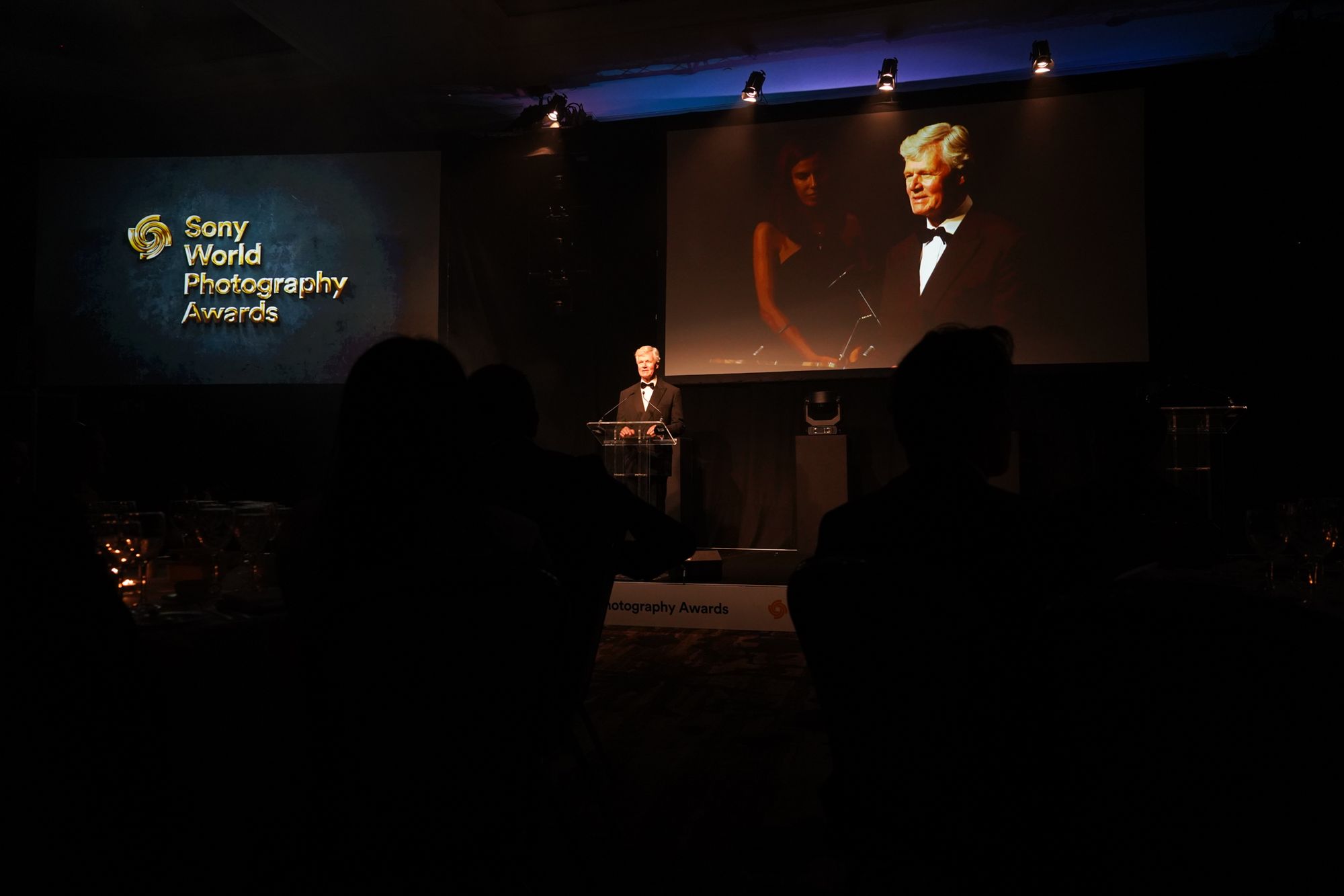 Kontrowersyjny materiał o samobójstwach wygrał Sony World Photography Awards 2019 17
