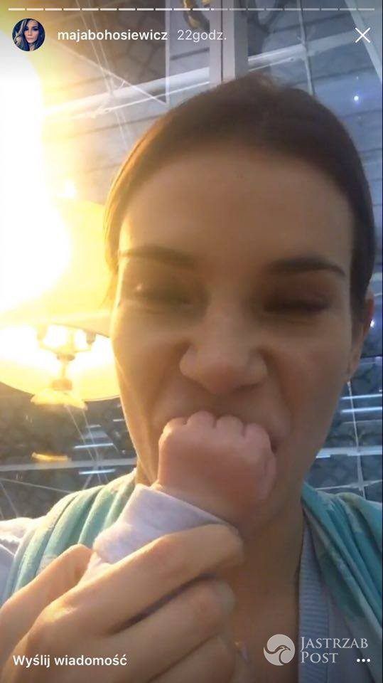 Maja Bohosiewicz z synem na lotnisku w Dubaju