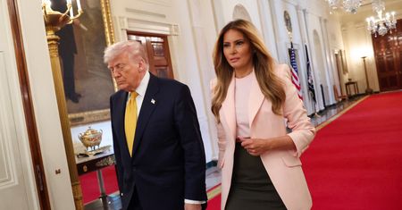 Trump w Pekinie bez Melanii. Spekulacje są coraz większe