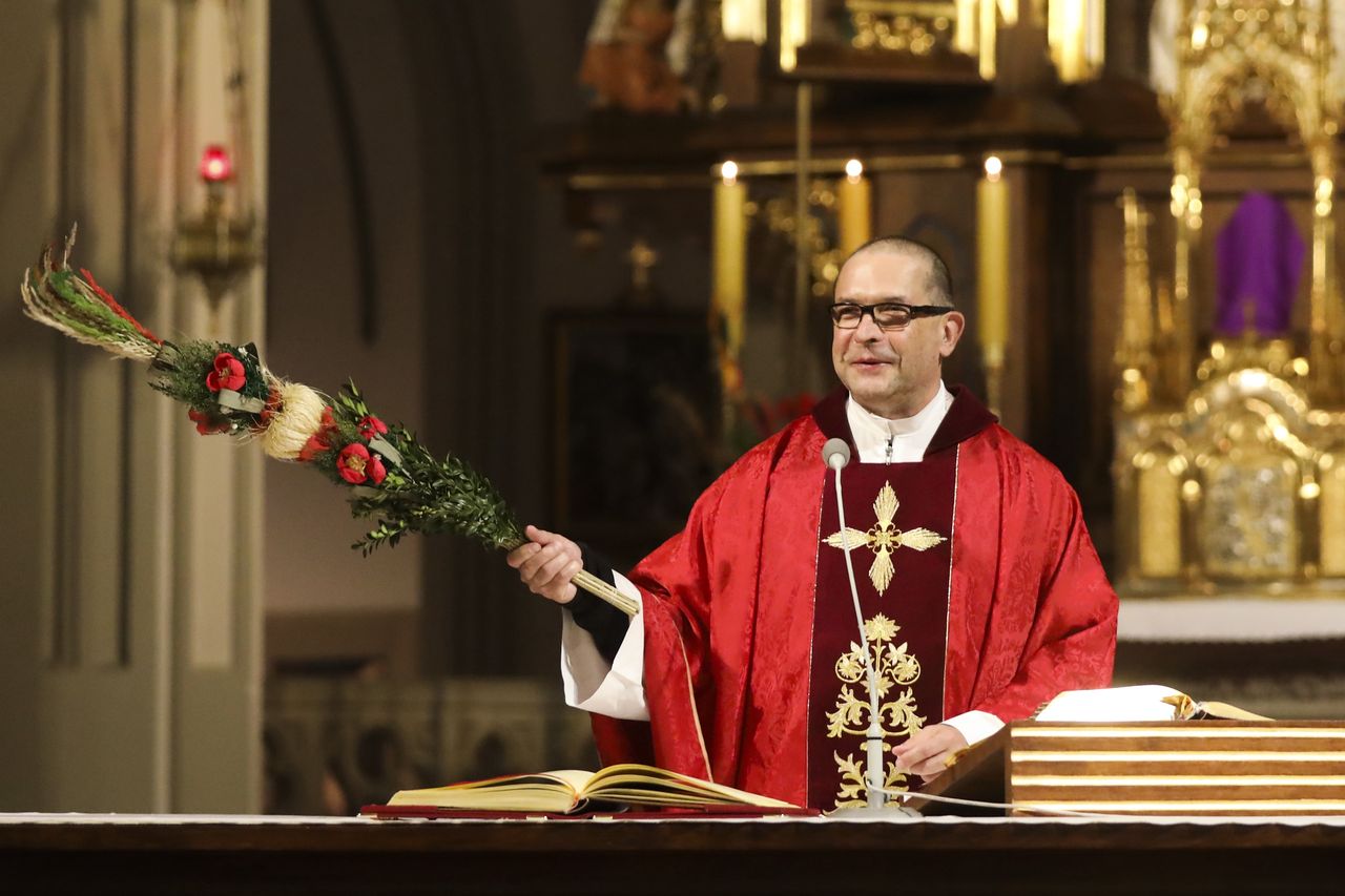 Prokuratura o sprawie ks. Stryczka: Nie ma mowy o umorzeniu