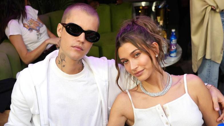 Hailey Bieber prezentuje CIĄŻOWE KRĄGŁOŚCI. Pochwaliła się fotką w zmysłowej koronce (FOTO)