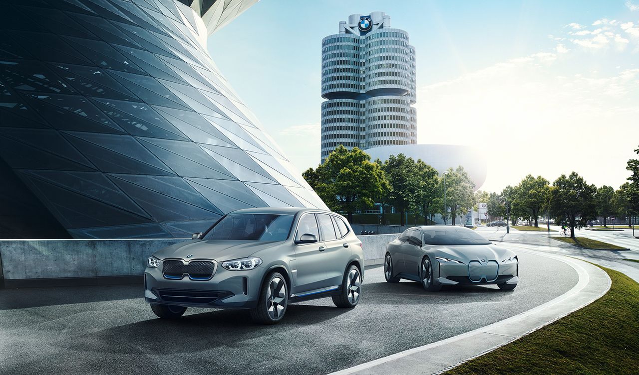 fot. BMW ix3 & i4 (materiały prasowe)