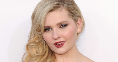 "Scream Queens": Abigail Breslin nie jest już słodką dziewczynką