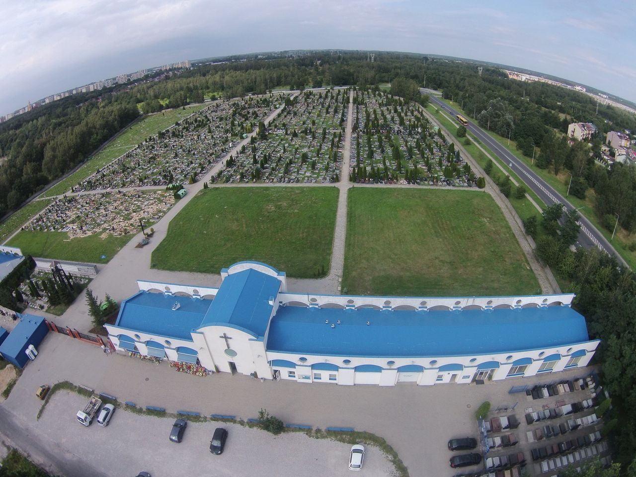 Łódź: Tu spoczywają ci, którzy nie zostawili nikogo kto by po nich płakał i dbał o miejsce ich wiecznego spoczynku