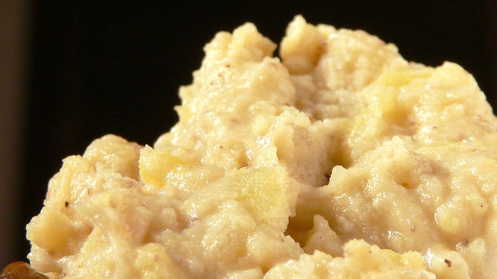 Granulki ziemniaczane z dodatkiem mleka, wody i margaryny