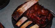 Opiekane w całości żeberka wołowe (mięso i tłuszcz, III klasa mięsa)