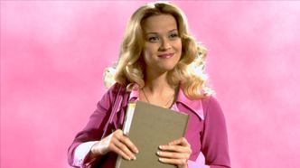 QUIZ: Spróbuj rozpoznać części "Legalnej blondynki" po samych kadrach. Elle Woods dałaby radę, a Ty?