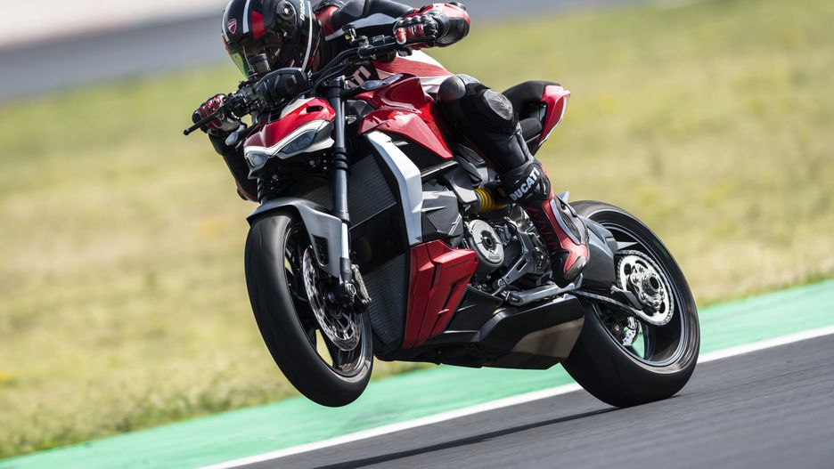 Ducati Streetfighter V2