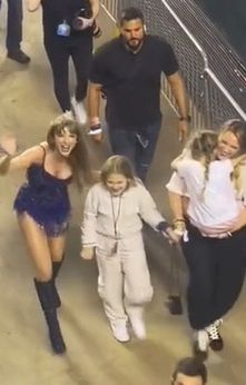 Blake Lively z dziećmi opuszcza koncert Taylor Swift