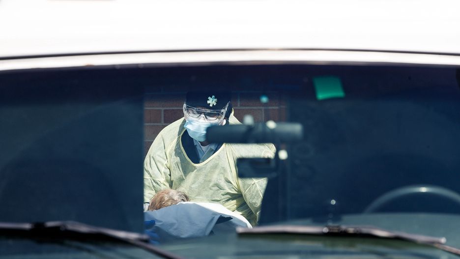 Коронавирус в Польше. Что можно и что нельзя делать? Правительство вводит очередные ограничения.