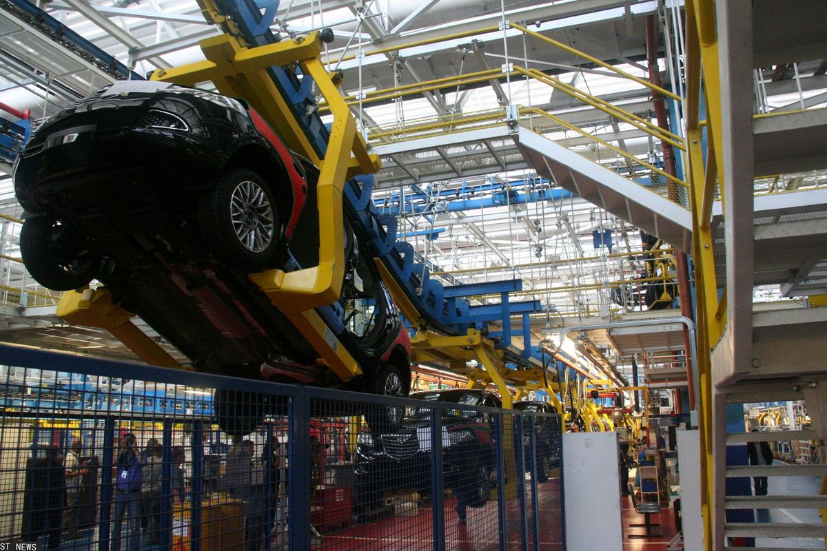 Nie mają z czego produkować. Tyska fabryka samochodów wstrzymuje pracę (zdjęcie archiwalne) 